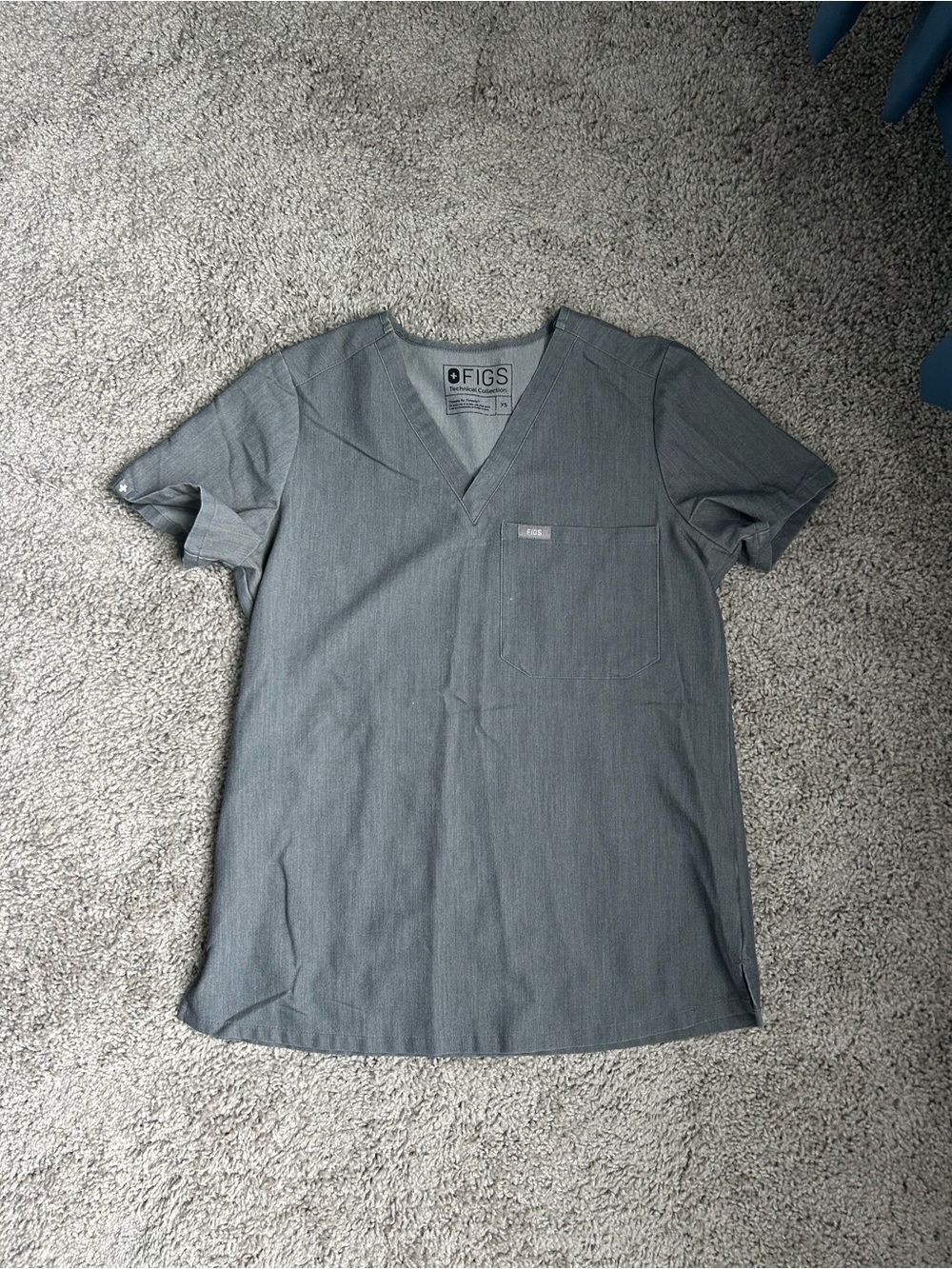FIGS Catarina Scrub Top Graphite